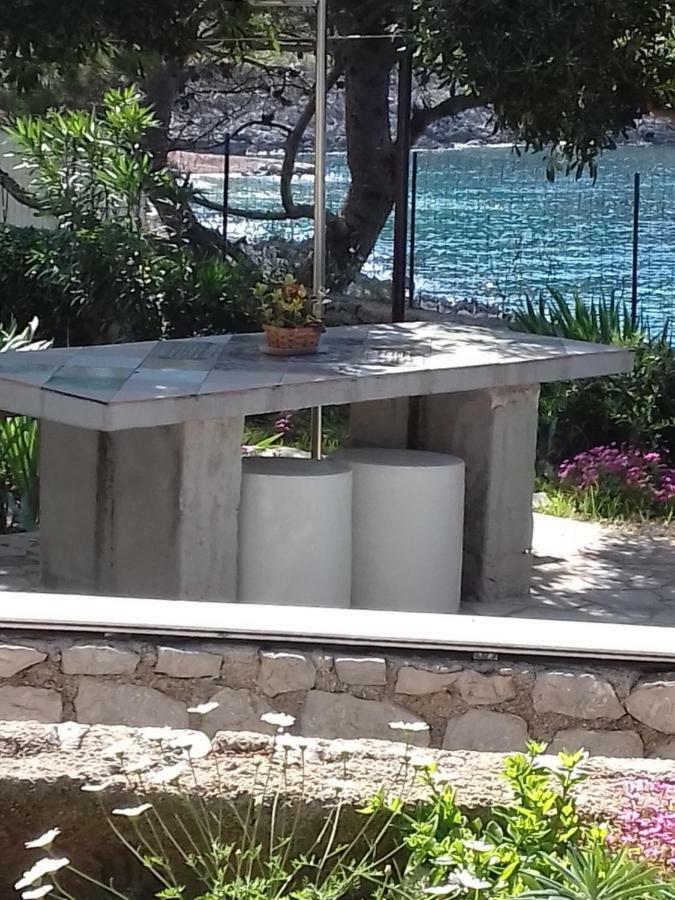 Apartment Rojal Mali Losinj Ngoại thất bức ảnh